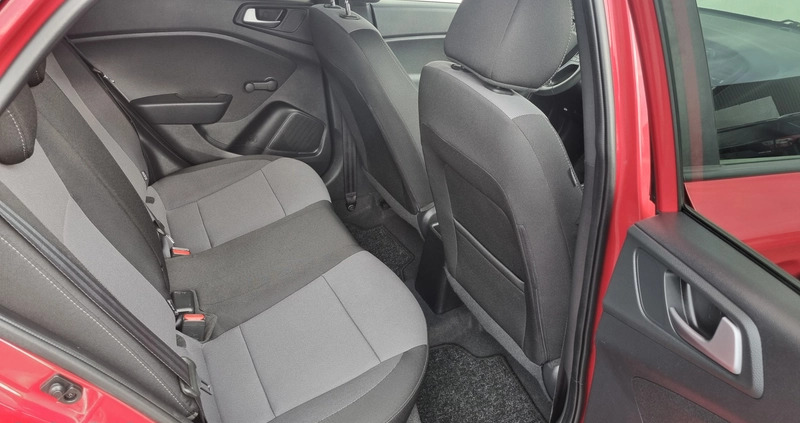Hyundai i20 cena 41999 przebieg: 77100, rok produkcji 2017 z Skoki małe 301